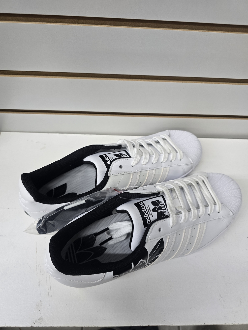 Adidas Men’s White & Black Superstar Leather Sneaker